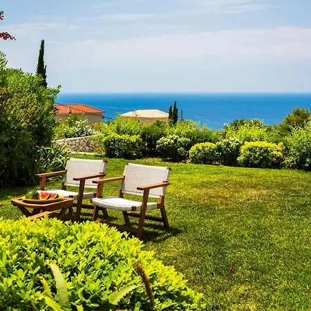 Le Rondini Villa Szpartiá